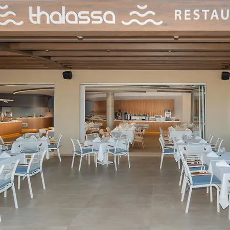 Nana Golden & Semesteranläggning (resort)