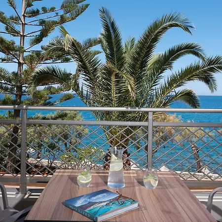 度假村 Nana Golden & 赫索尼索斯