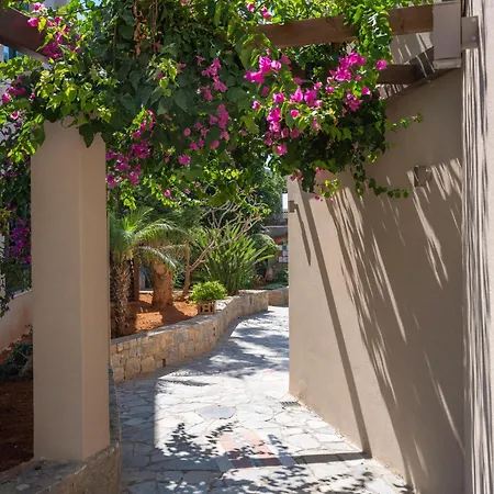 Rezort Nana Golden & Hersonissos (Crete)