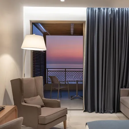 Nana Golden & Rezort