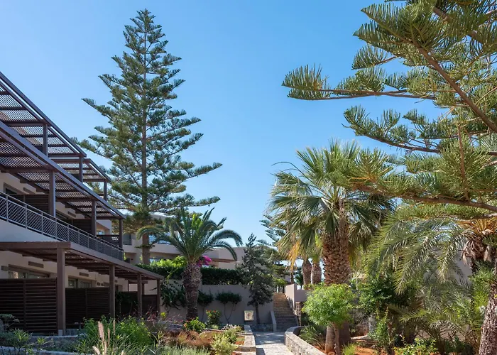 Nana Golden & Resort 5*