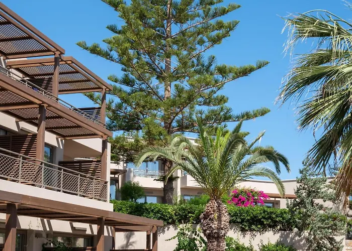 リゾート Nana Golden &