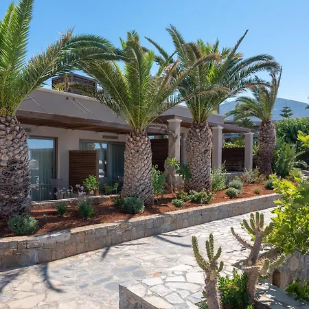 Курортный комплекс Nana Golden &