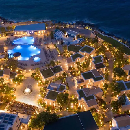 Курортный комплекс Nana Golden &