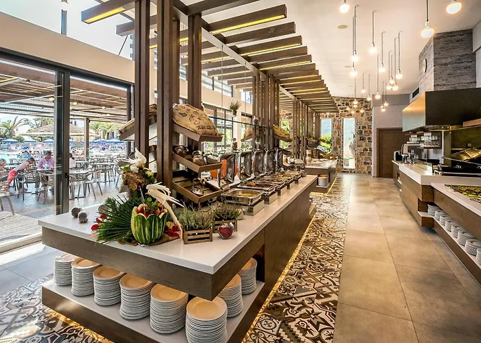 Nana Golden & ヘルソニソス