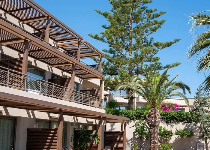 リゾート Nana Golden &