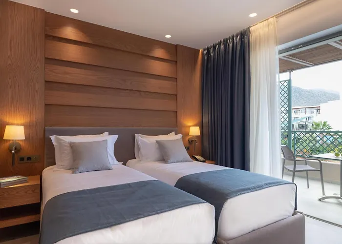 Nana Golden & リゾート 5*