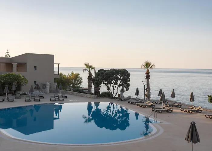 Nana Golden & リゾート